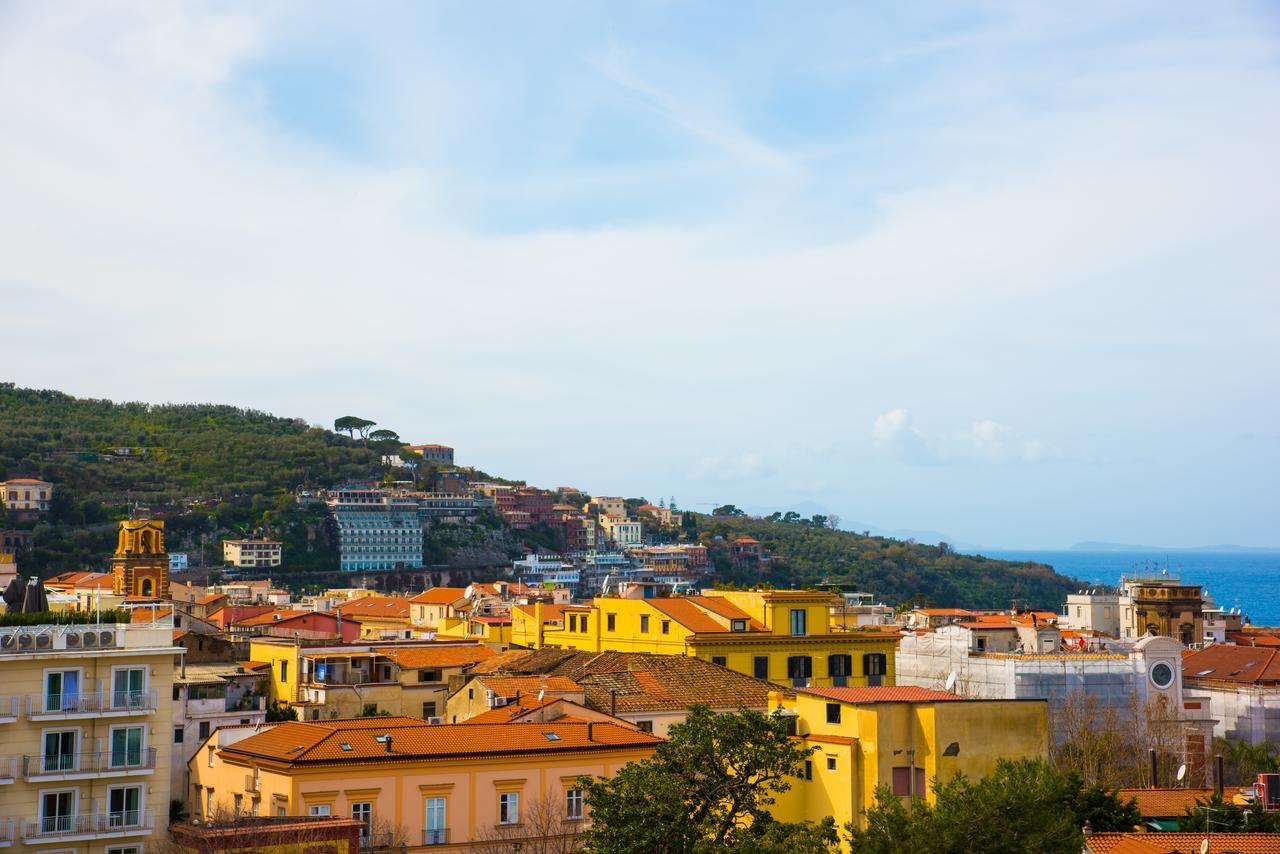 La Reginella Apartment Sorrento Exterior foto